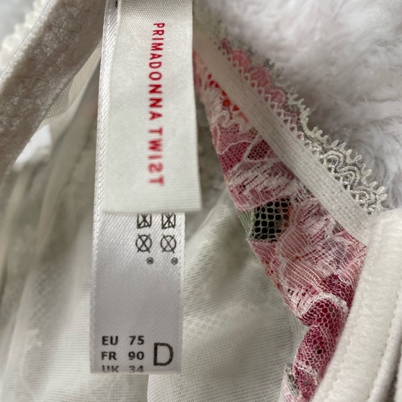 Bra - Picture 2 of 3